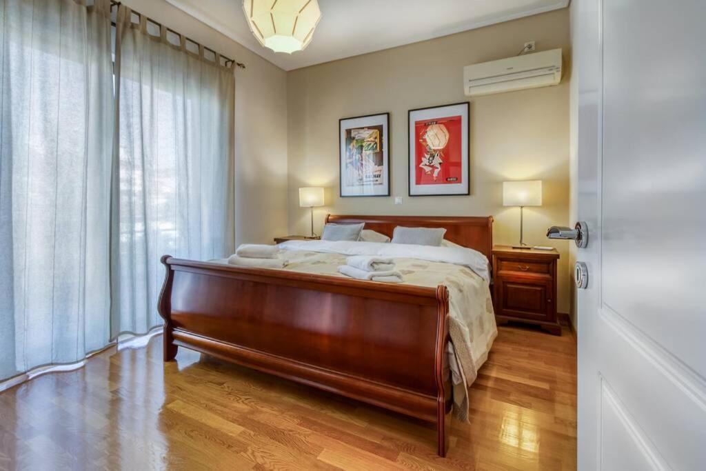 Spacious Apartment In Glyfada Close To The Sea Atény Exteriér fotografie